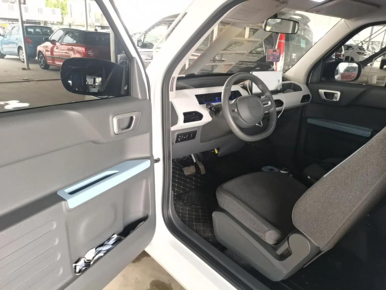 Used Geely Galaxy Panda 2024 Panda Mini 200km Endurance Bear — миниатюра 18