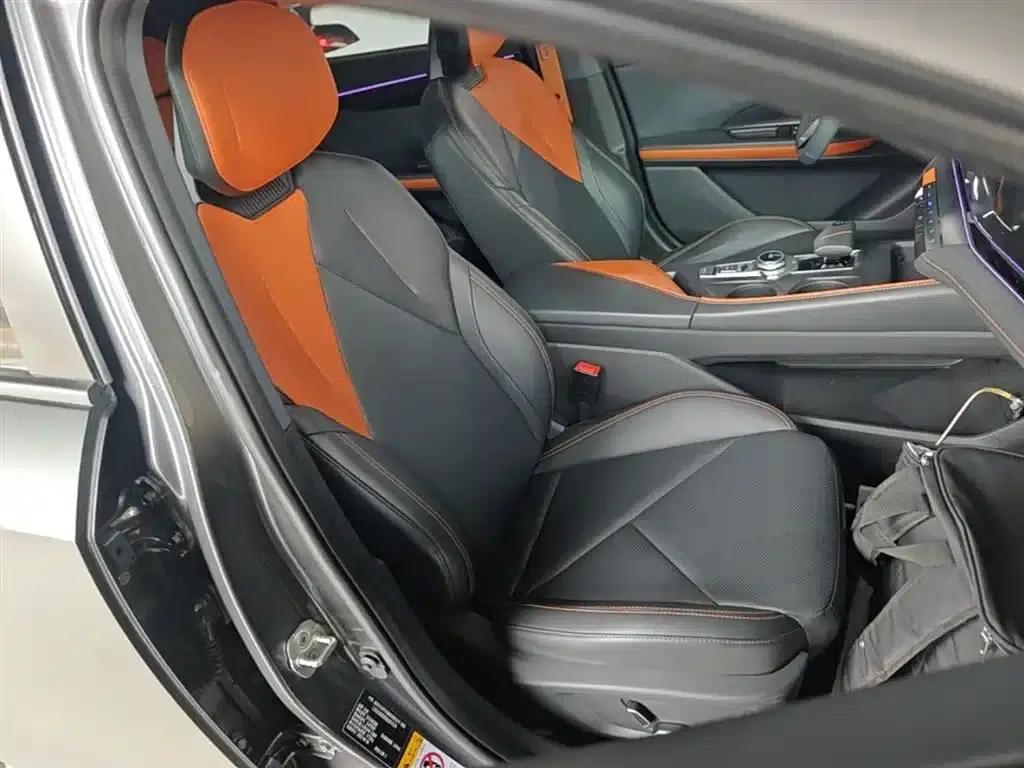 Changan UNI-V 2022 1.5T Premium Edition — миниатюра 25