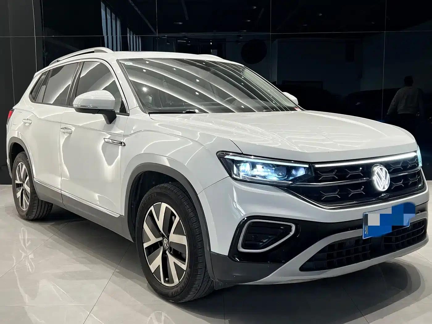Tayron 2023 330TSI 2WD Luxury Plus Advanced Edition — миниатюра 3