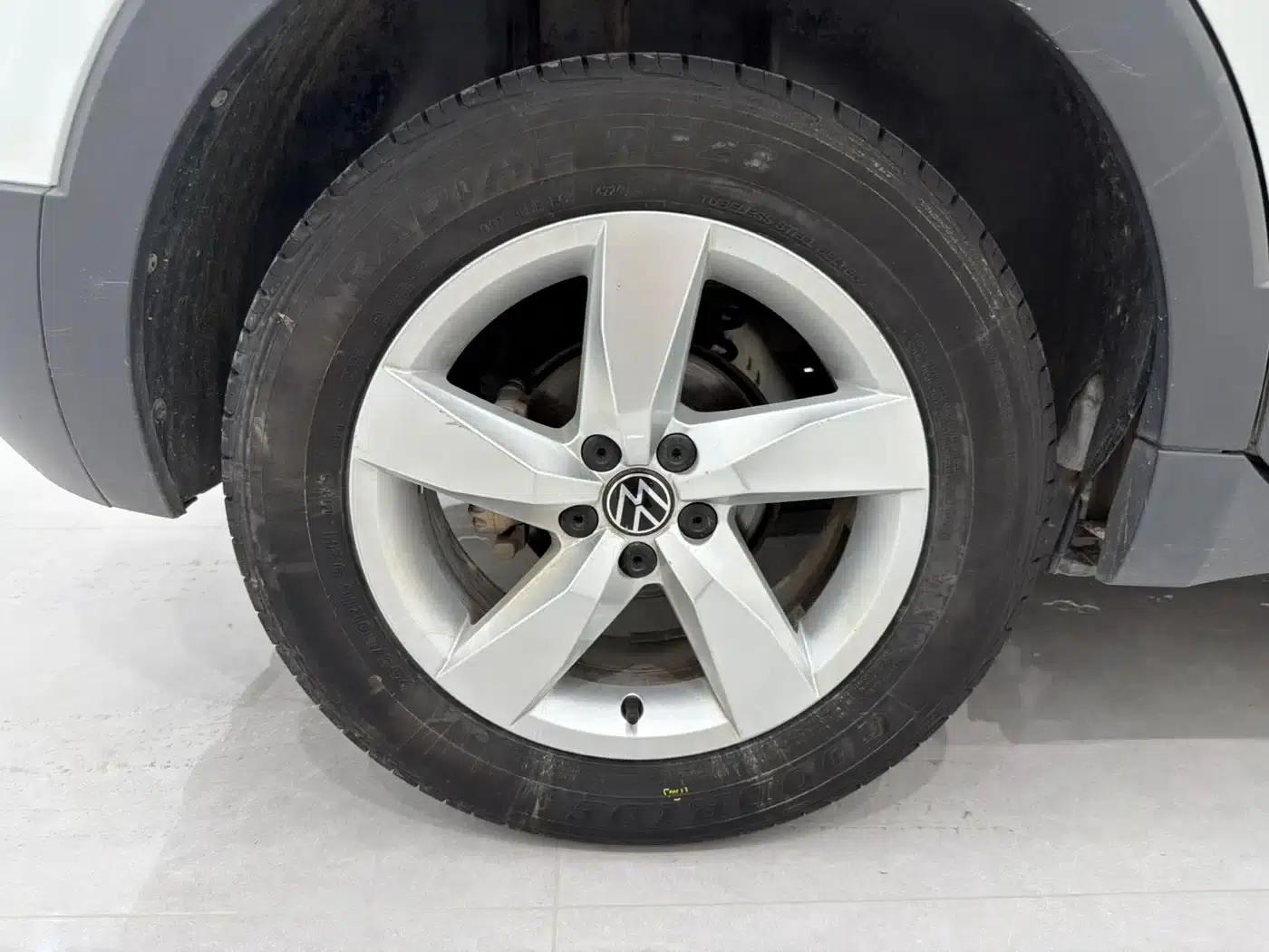 2023 Volkswagen T-Cross Facelift 1.5L Automatic Fashion Edition — миниатюра 17
