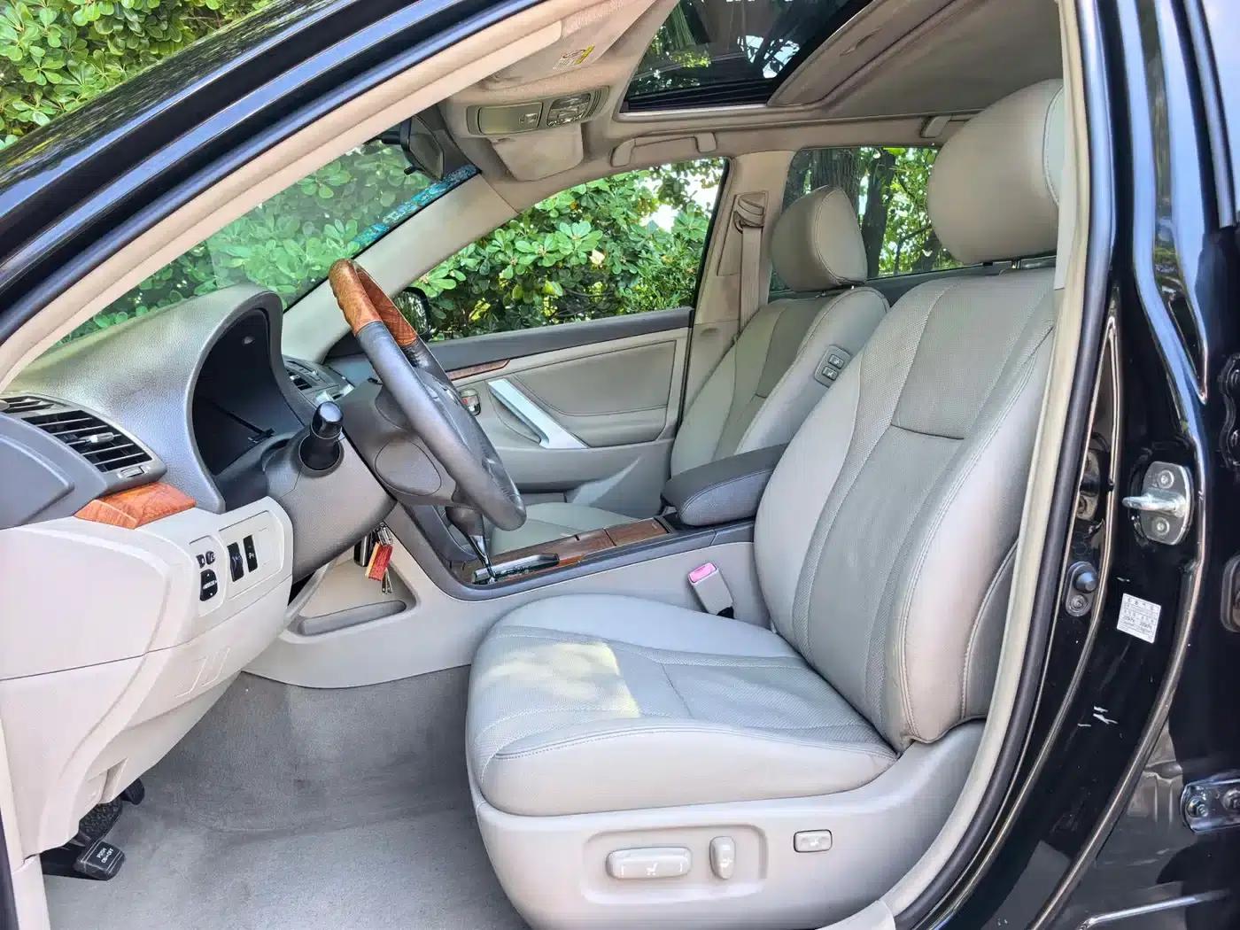 2011 Camry 240G Luxury Anniversary Edition — миниатюра 9