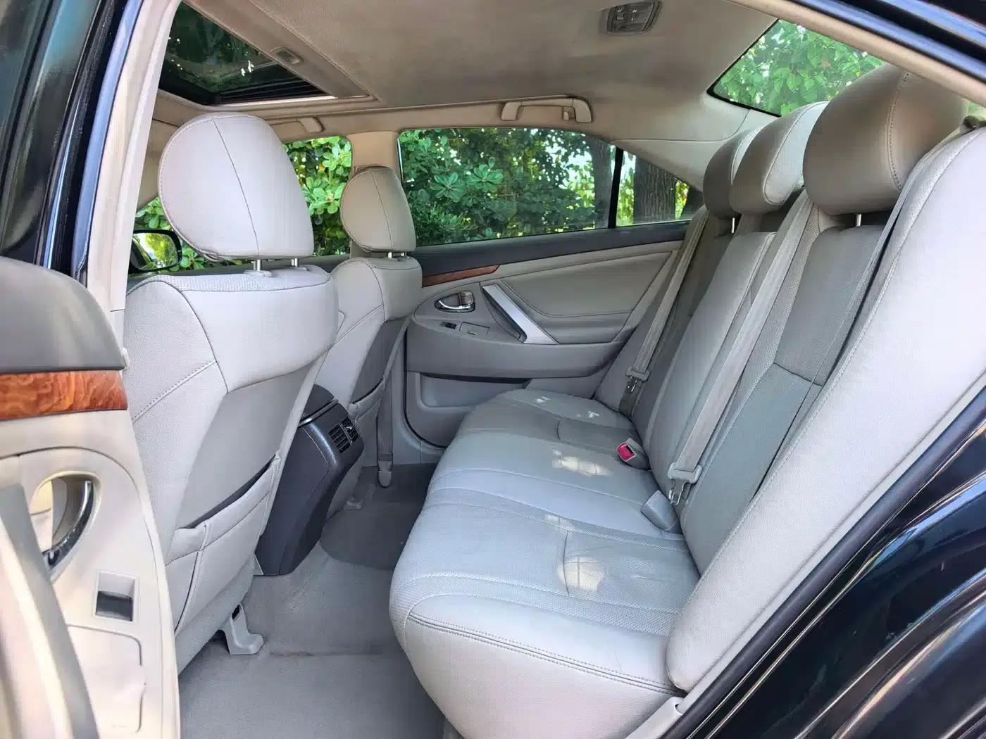 2011 Camry 240G Luxury Anniversary Edition — миниатюра 10
