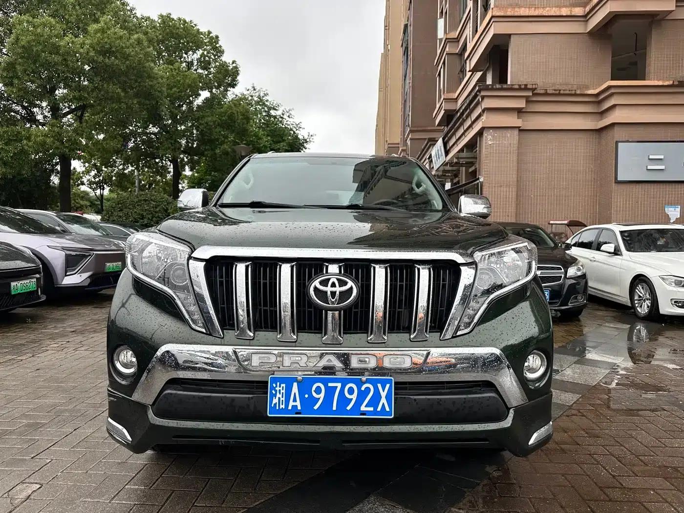 2016 Prado 2.7L Automatic Standard Edition — миниатюра 2