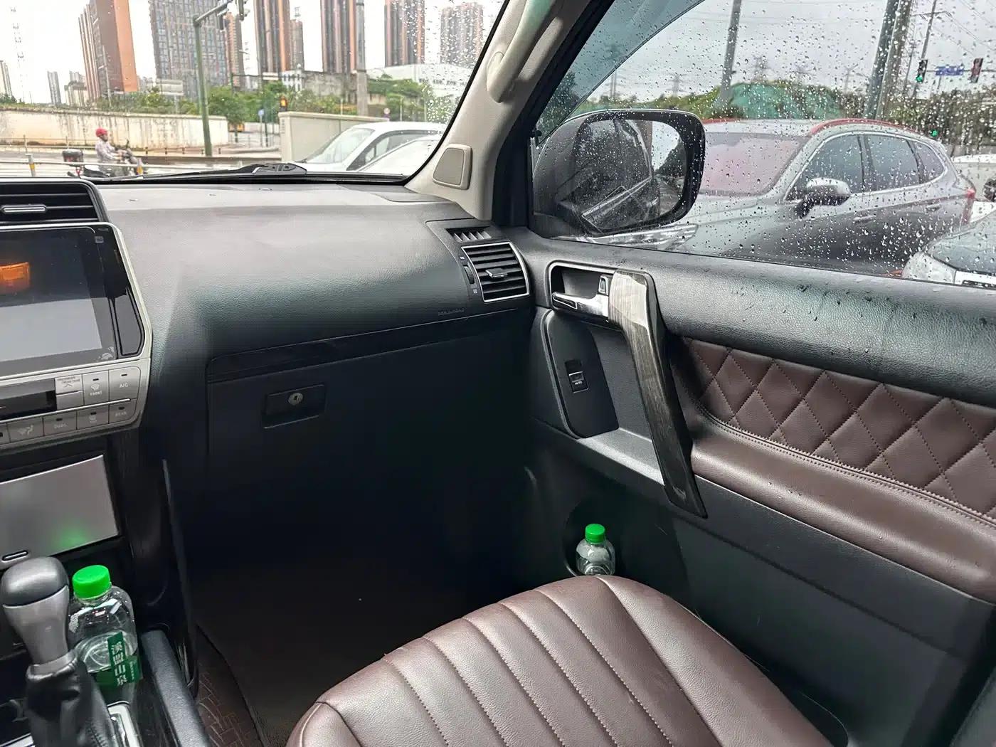 2016 Prado 2.7L Automatic Standard Edition — миниатюра 11
