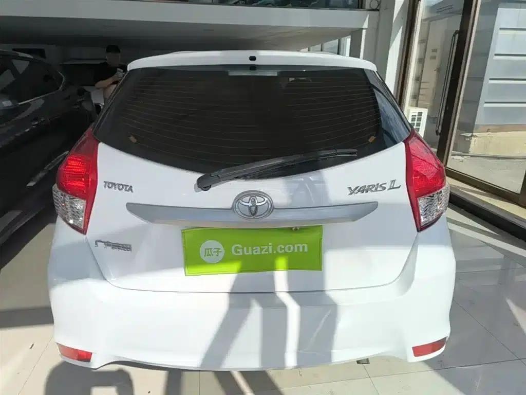 YARiS L Zhixuan 2015 1.5E Automatic Dynamic Edition — миниатюра 6