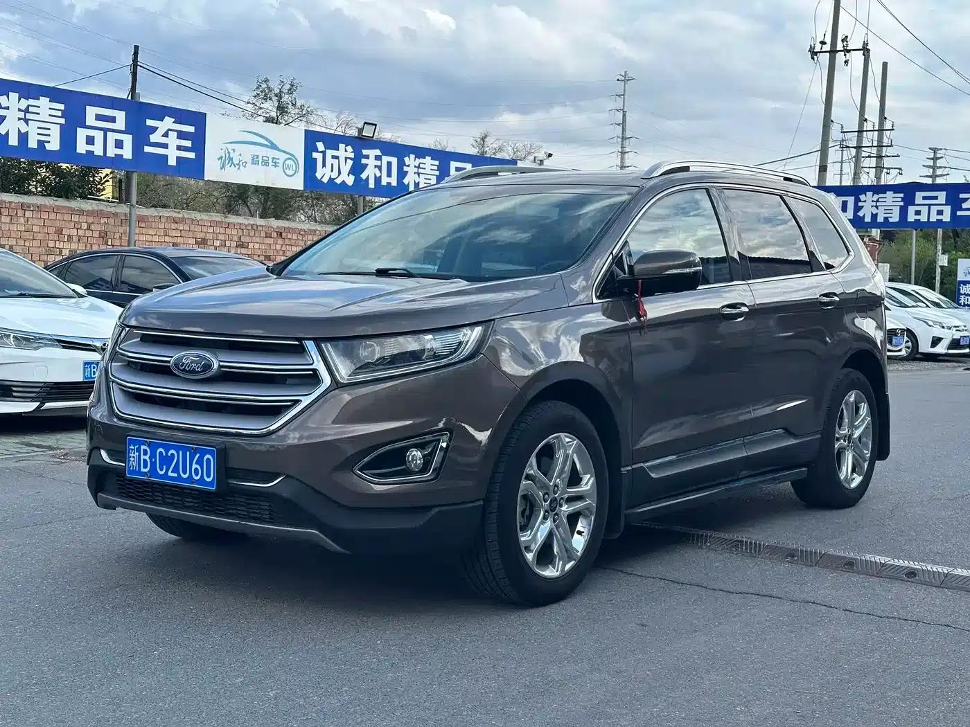 Edge 2016 EcoBoost 245 AWD Luxury 7-seater — миниатюра 1
