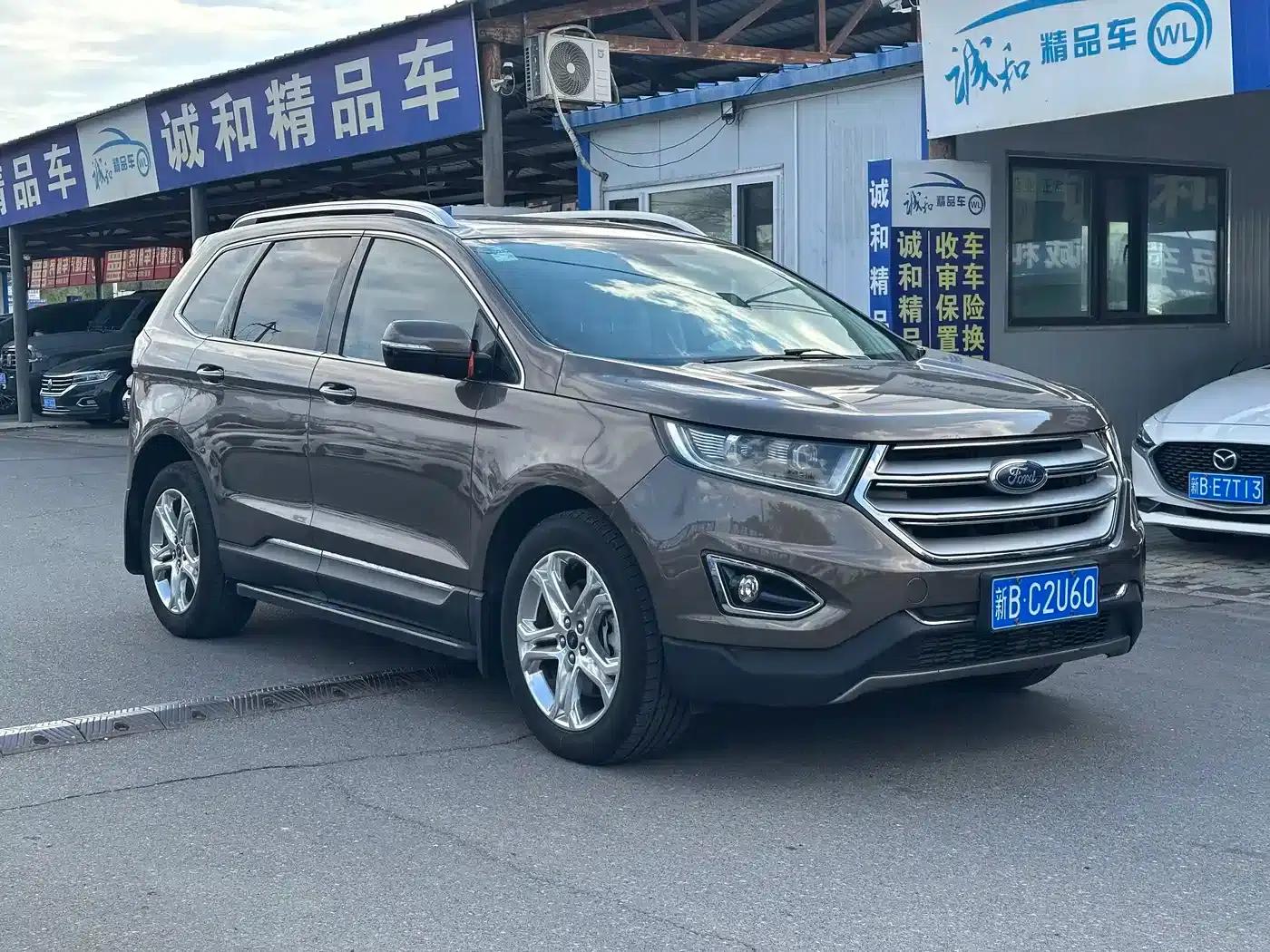 Edge 2016 EcoBoost 245 AWD Luxury 7-seater — миниатюра 3