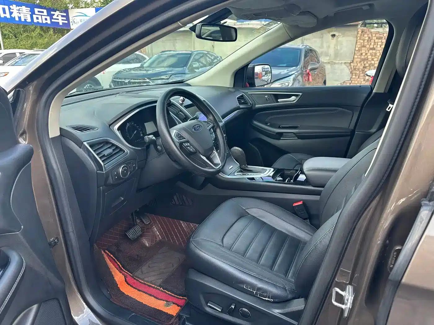 Edge 2016 EcoBoost 245 AWD Luxury 7-seater — миниатюра 4