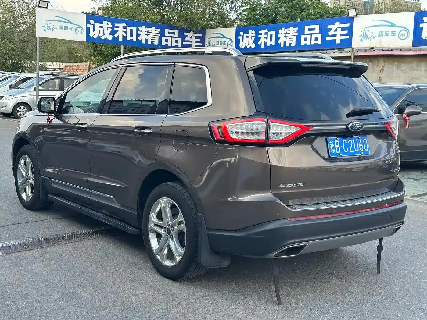 Edge 2016 EcoBoost 245 AWD Luxury 7-seater — миниатюра 7