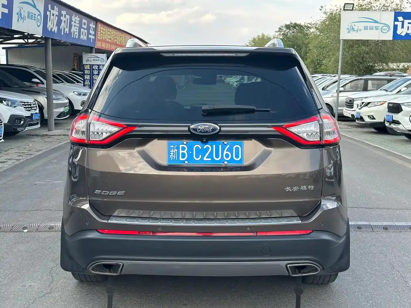 Edge 2016 EcoBoost 245 AWD Luxury 7-seater — миниатюра 8