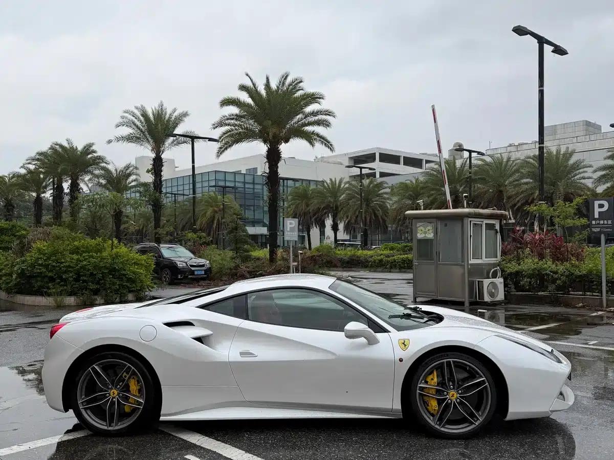 2015 Ferrari 488 GTB — миниатюра 5