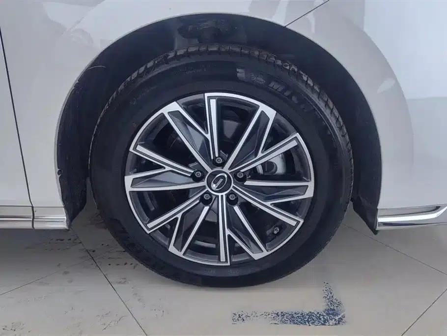 Trumpchi M8 2024 Master Series 400T Supreme Edition — миниатюра 6
