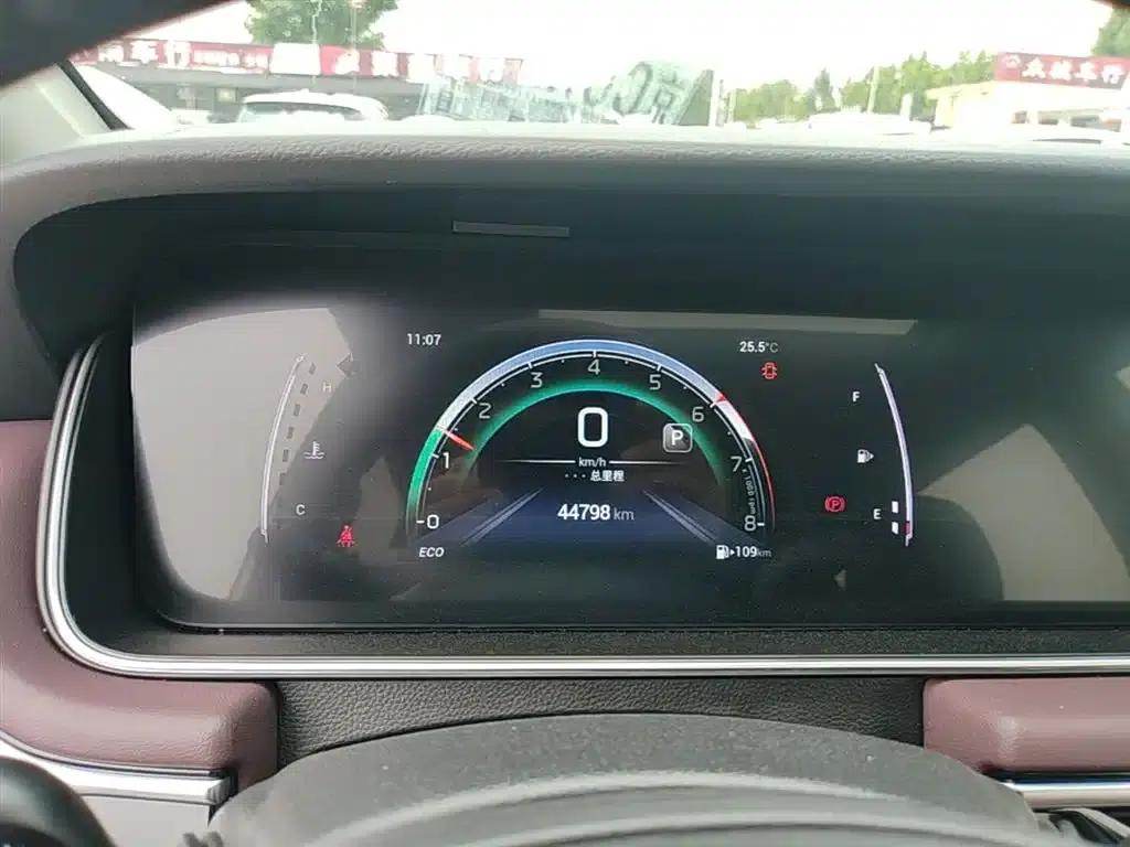 Trumpchi M6 2023 PRO 270T DCT Luxury Edition — миниатюра 12