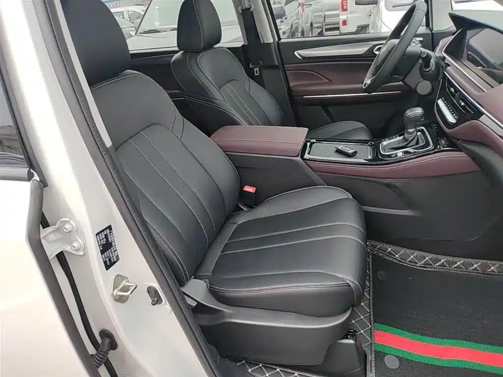 Trumpchi M6 2023 PRO 270T DCT Luxury Edition — миниатюра 25