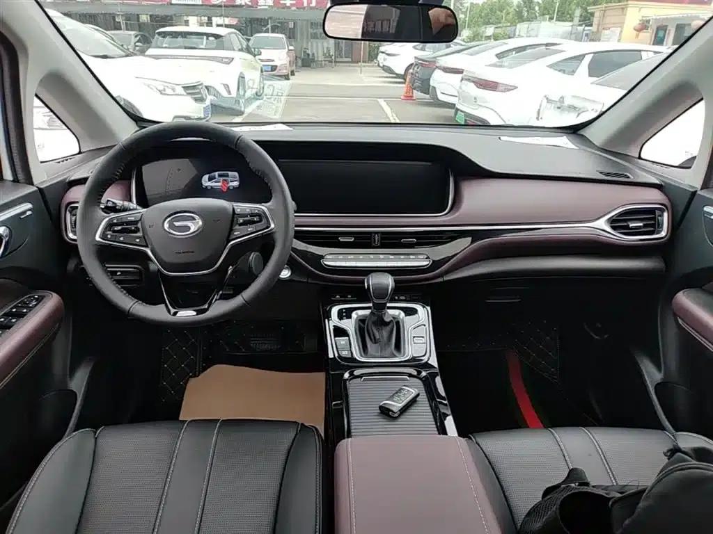 Trumpchi M6 2023 PRO 270T DCT Luxury Edition — миниатюра 10