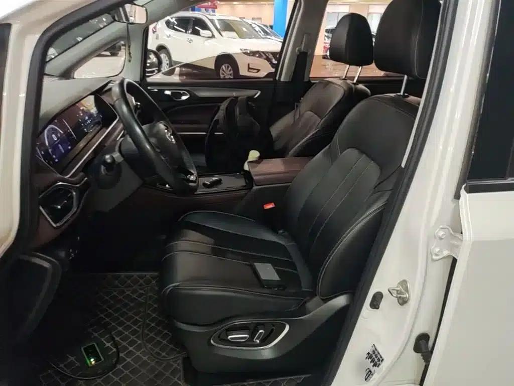 Trumpchi M6 2023 PRO 270T DCT Luxury Edition — миниатюра 15
