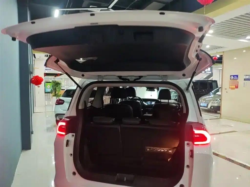 Trumpchi M6 2023 PRO 270T DCT Luxury Edition — миниатюра 19