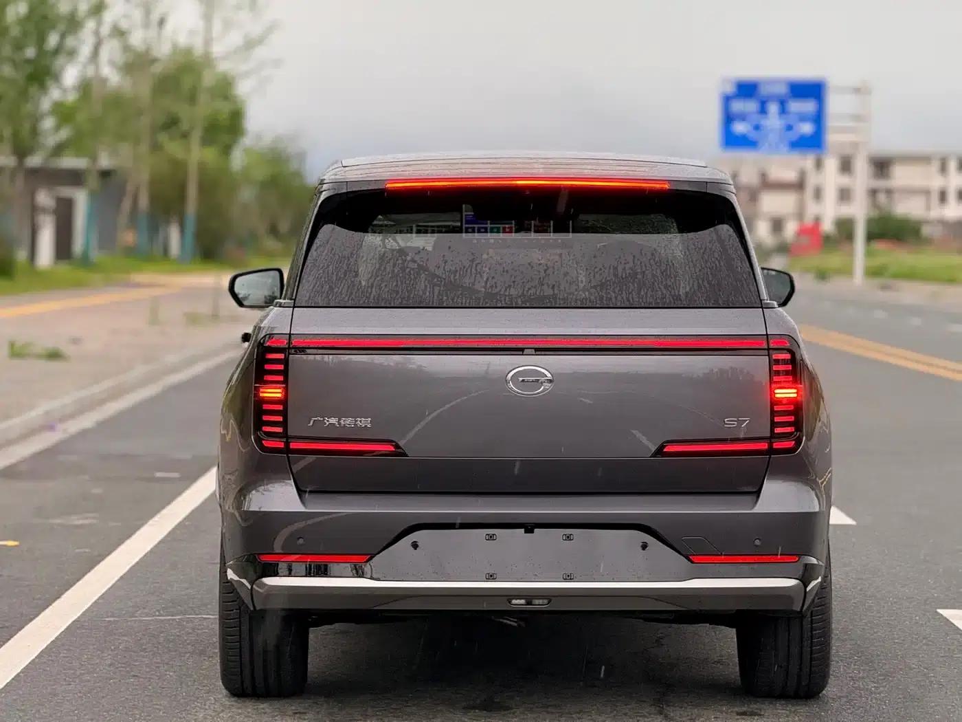 Trumpchi S7 2025 180km/h Ultra AWD LiDAR Edition — миниатюра 5