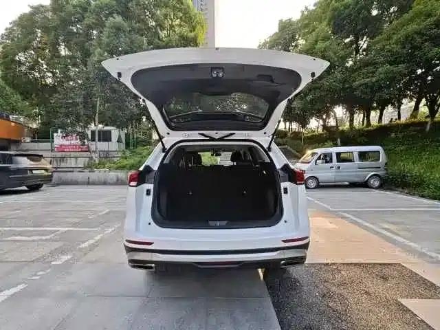 Haval H6 2023 National Trend Edition 1.5T Automatic Urban Edition — миниатюра 13