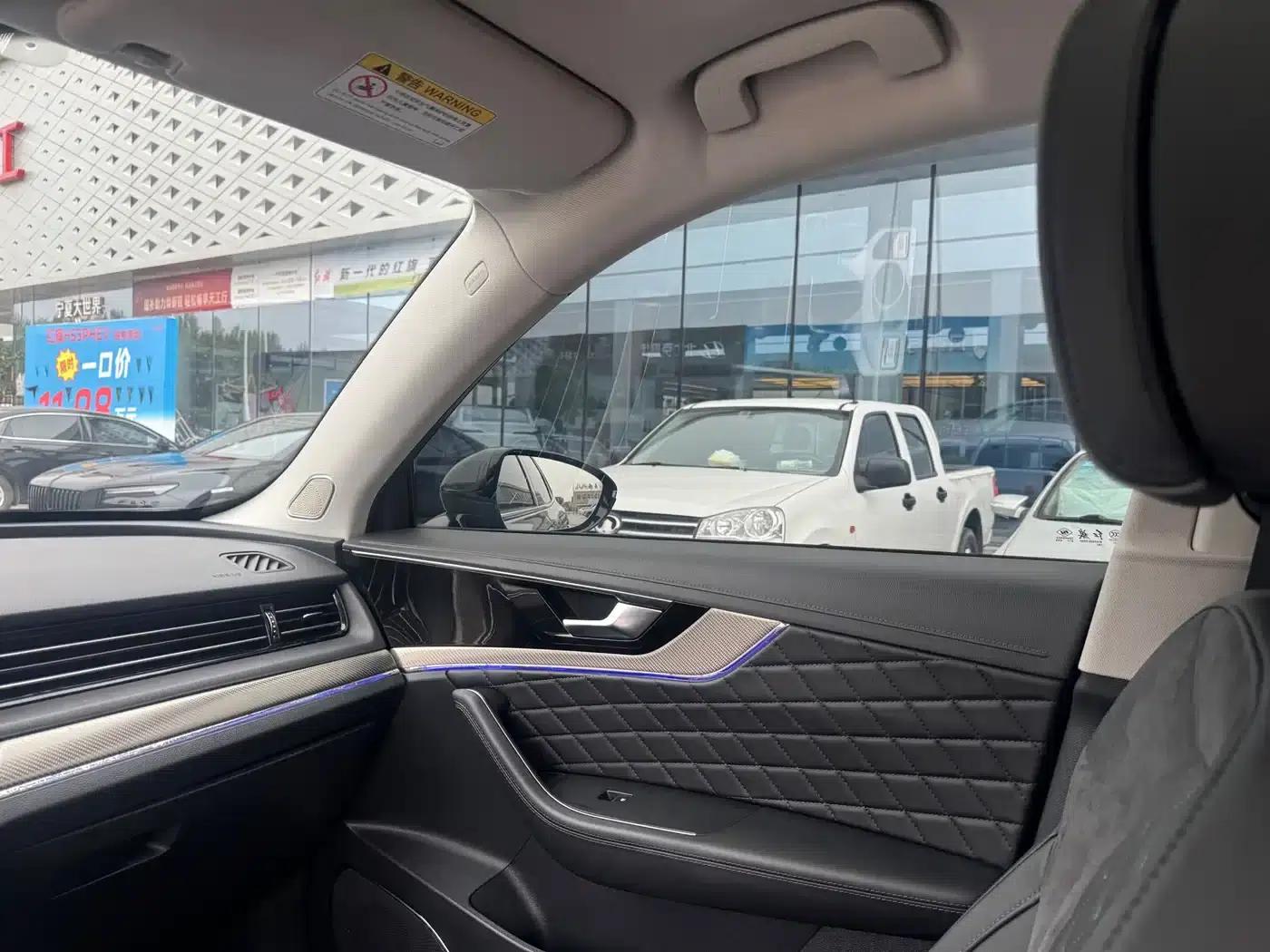 Hongqi HS5 2019 2.0T Intelligent Flagship Edition — миниатюра 13