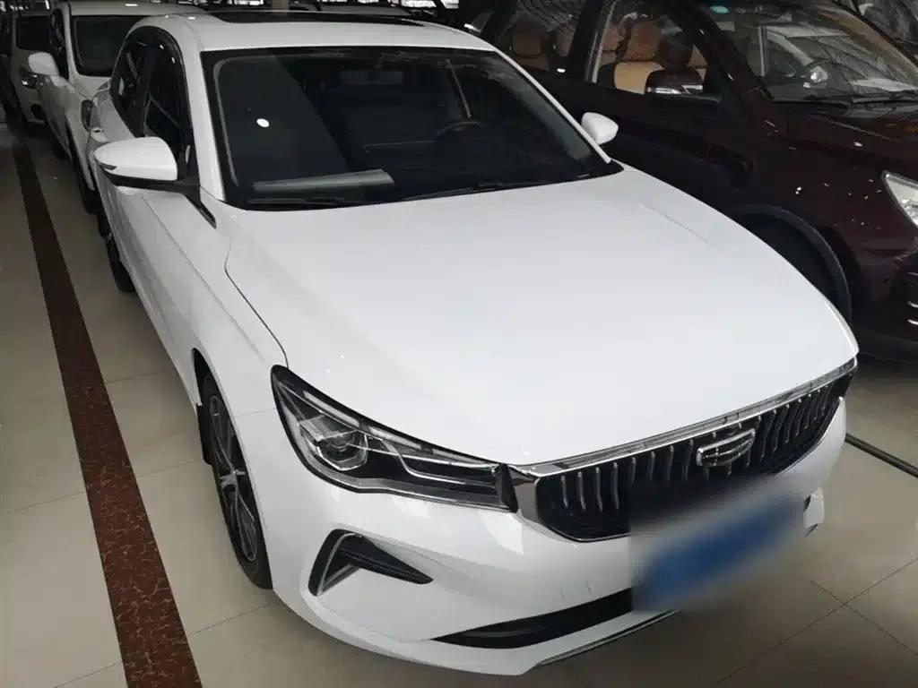 Geely Emgrand 2022 4th Generation 1.5L CVT Premium — миниатюра 4