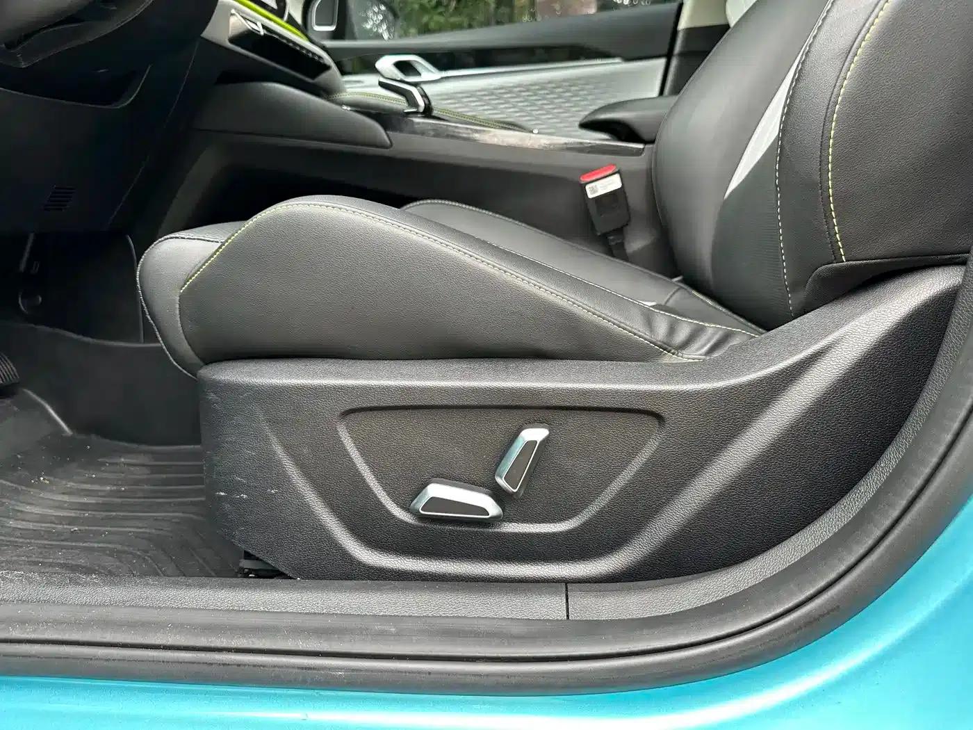 Geely Binyue 2022 Model Binyue COOL 1.5TD DCT Sport Edition — миниатюра 19
