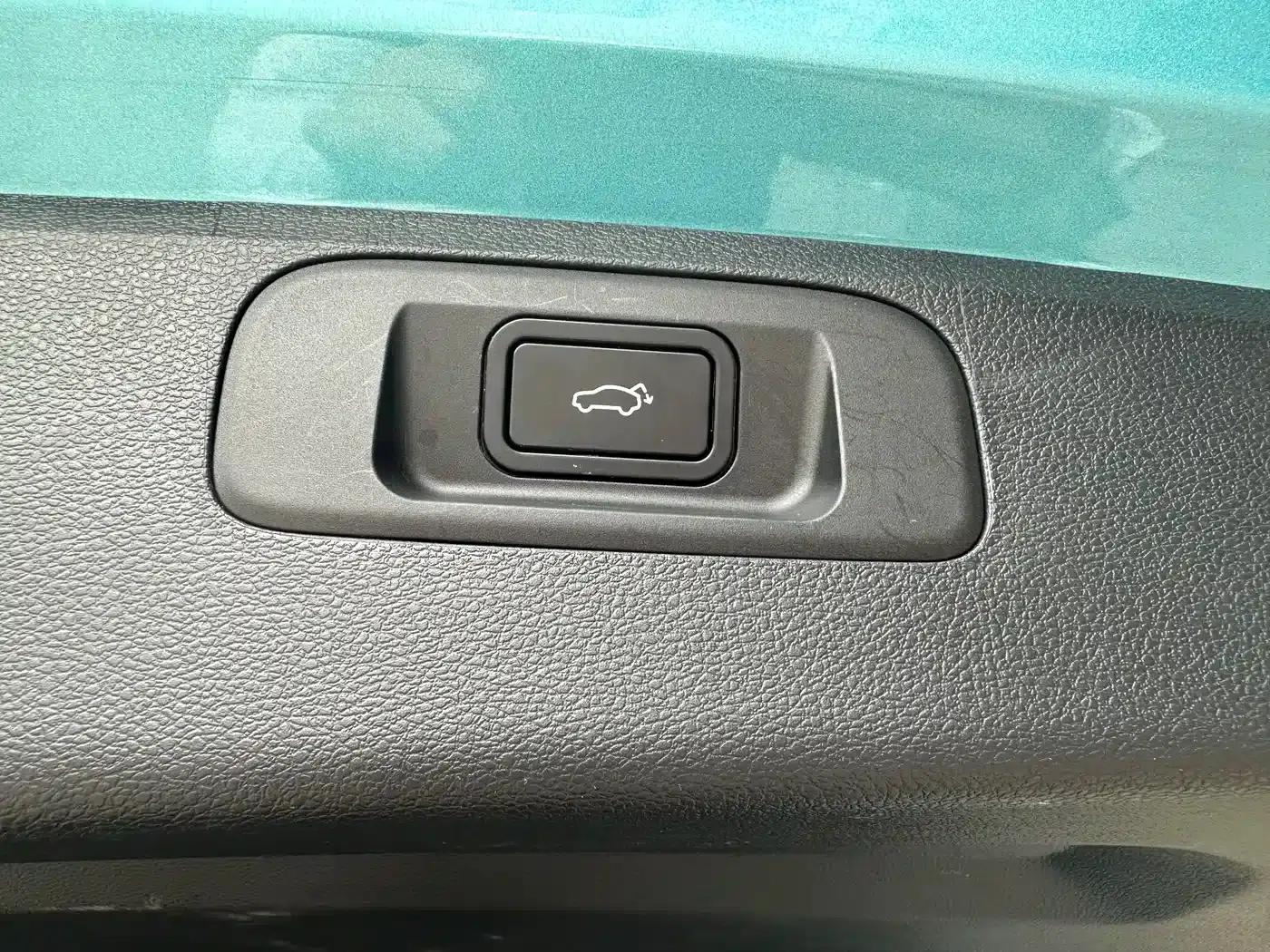 Geely Binyue 2022 Model Binyue COOL 1.5TD DCT Sport Edition — миниатюра 24