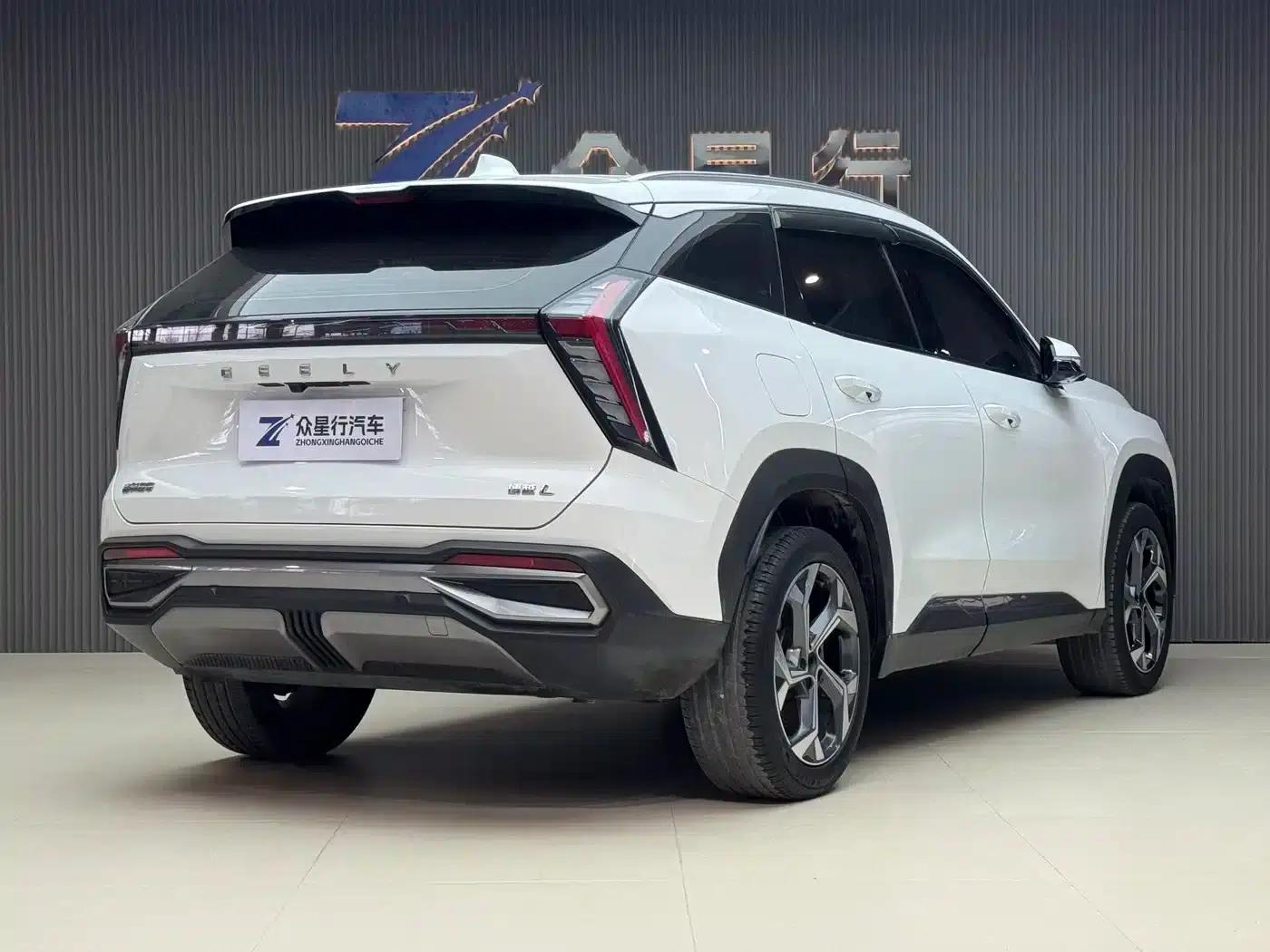 Geely Boyue L 2023 1.5TD DCT Premium Edition — миниатюра 9