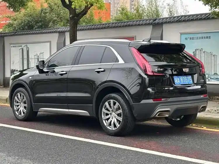 2023 Cadillac XT4 28T Two-Wheel Drive Luxury — миниатюра 5