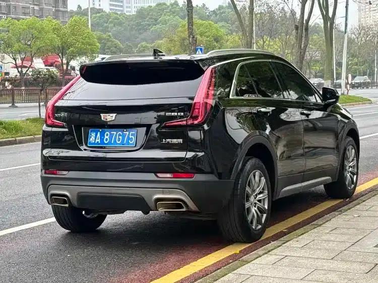 2023 Cadillac XT4 28T Two-Wheel Drive Luxury — миниатюра 7
