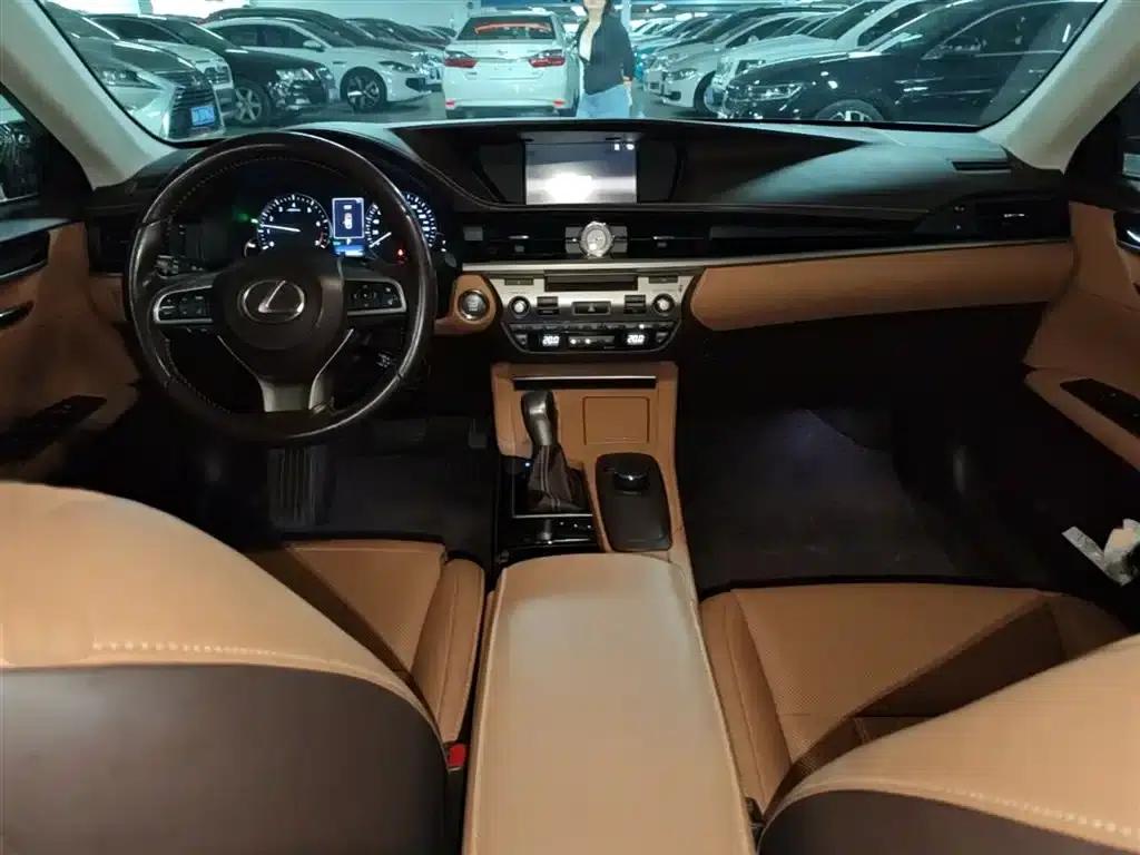 Lexus ES 2015 200 Elite Edition — миниатюра 13