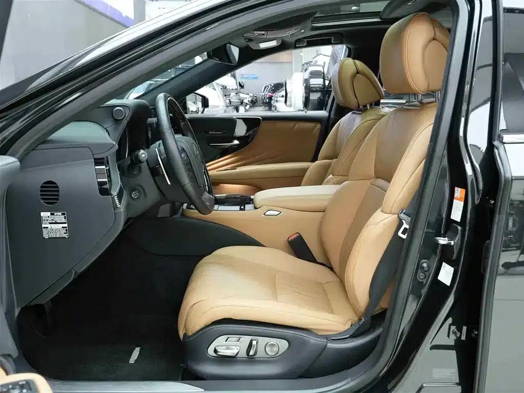 Lexus LS 2021 500h Luxury Edition — миниатюра 11