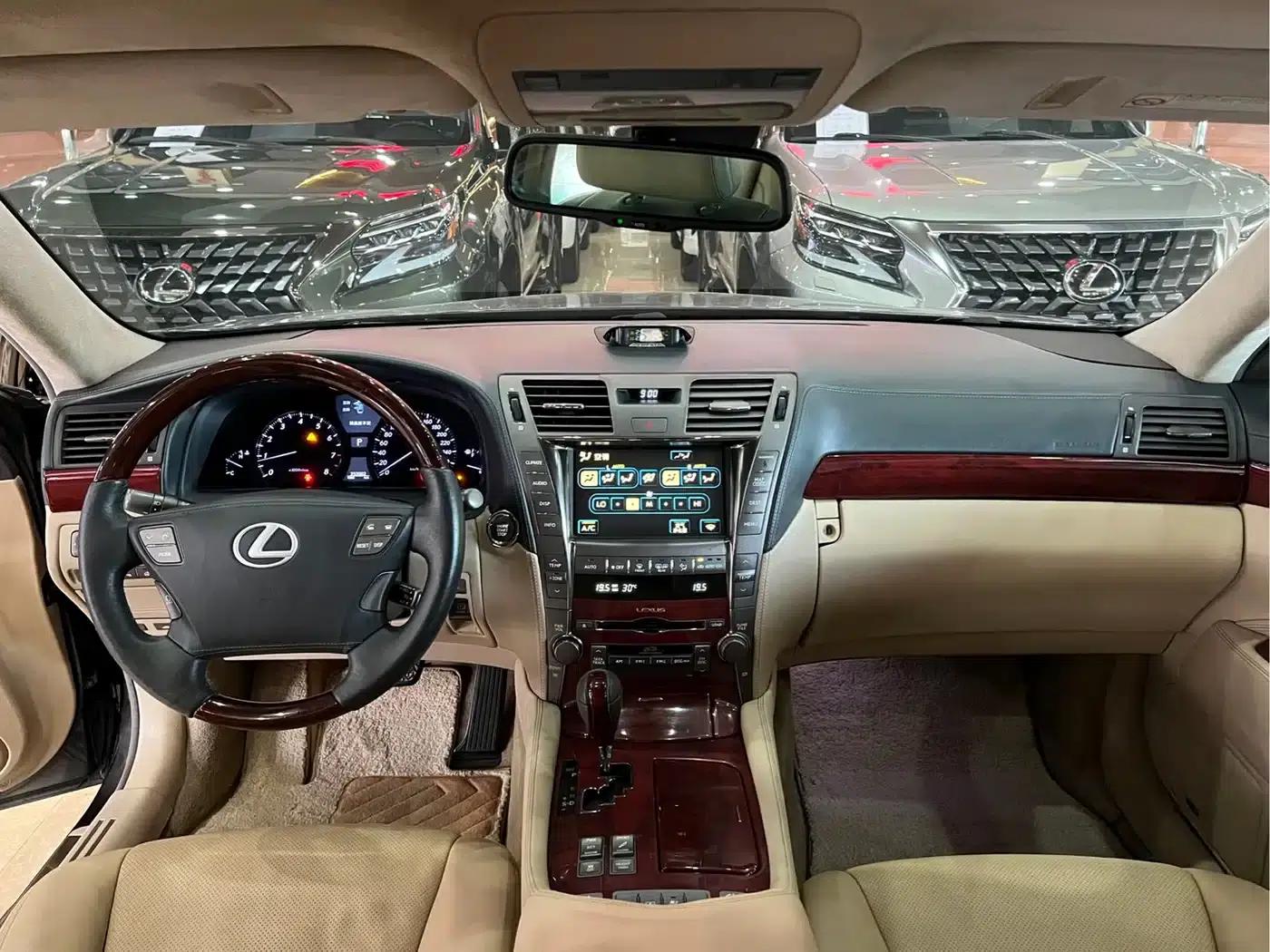 Lexus LS 2006 460L — миниатюра 12