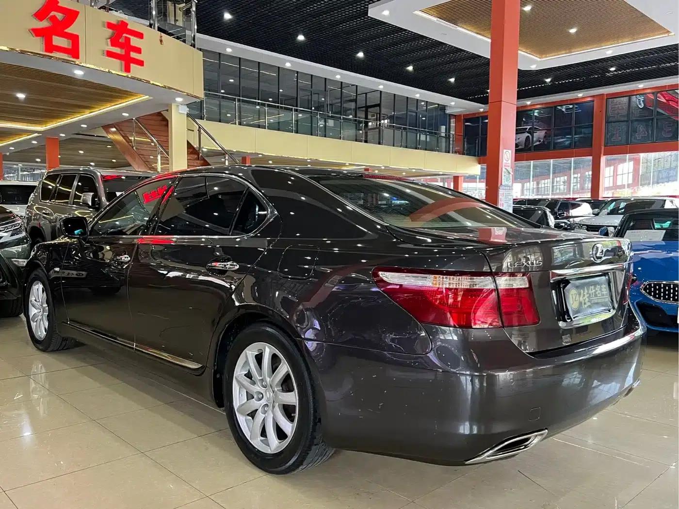 Lexus LS 2006 460L — миниатюра 6