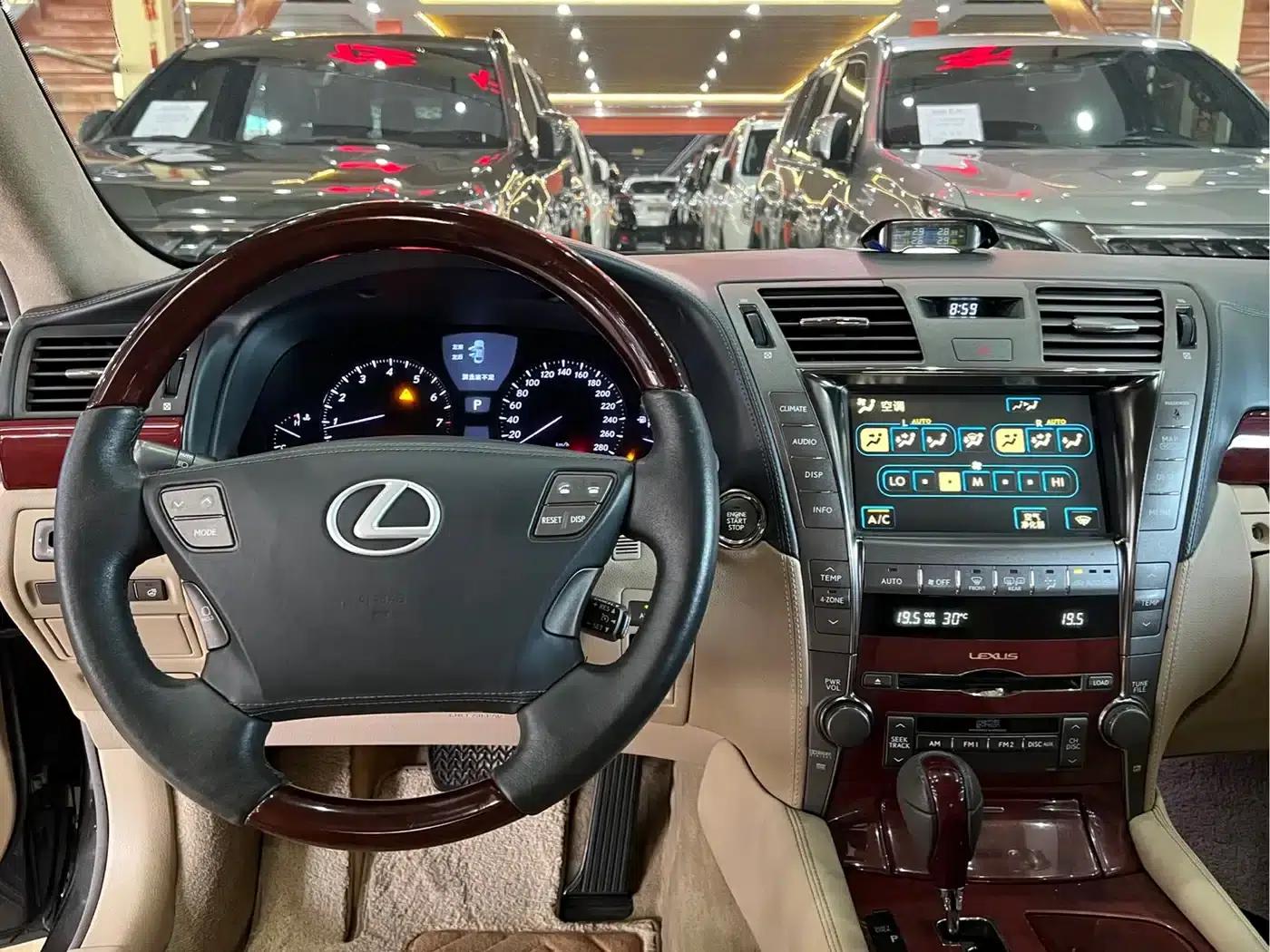 Lexus LS 2006 460L — миниатюра 10