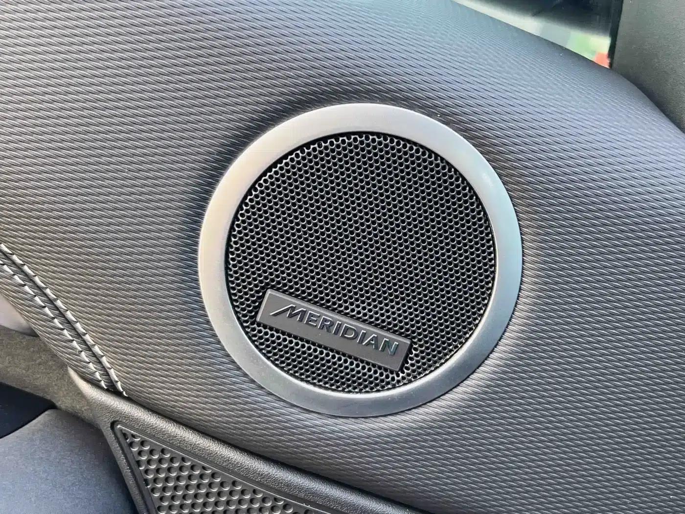 Discover the 2021 360PS R-Dynamic SE — миниатюра 9