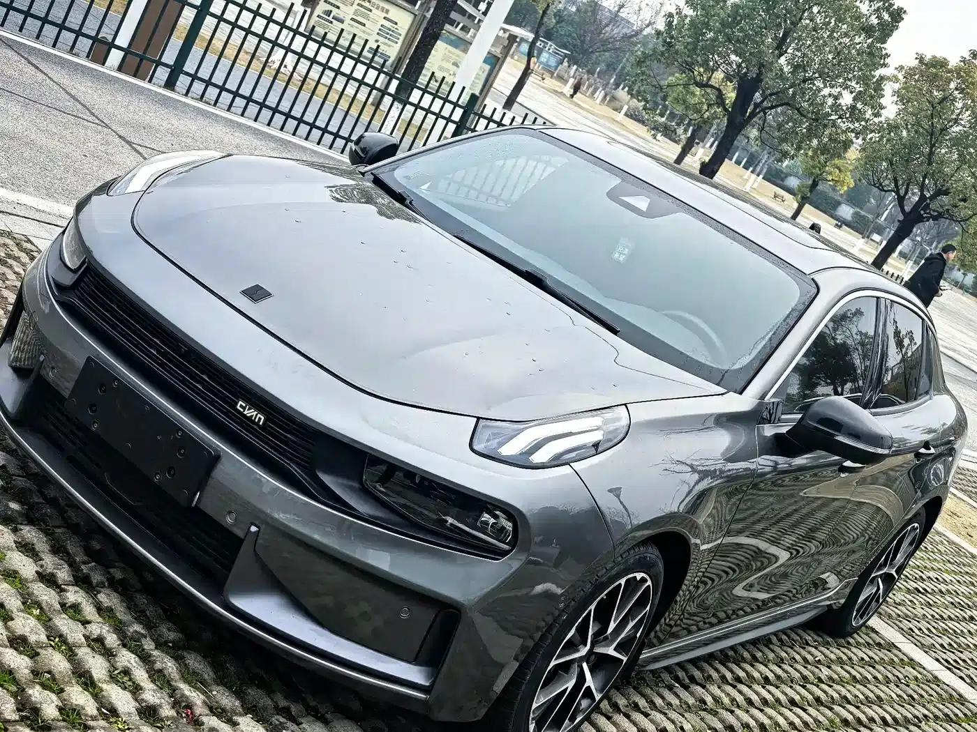 Lynk & Co 03 2020 1.5TD DCT Pro Edition — миниатюра 2