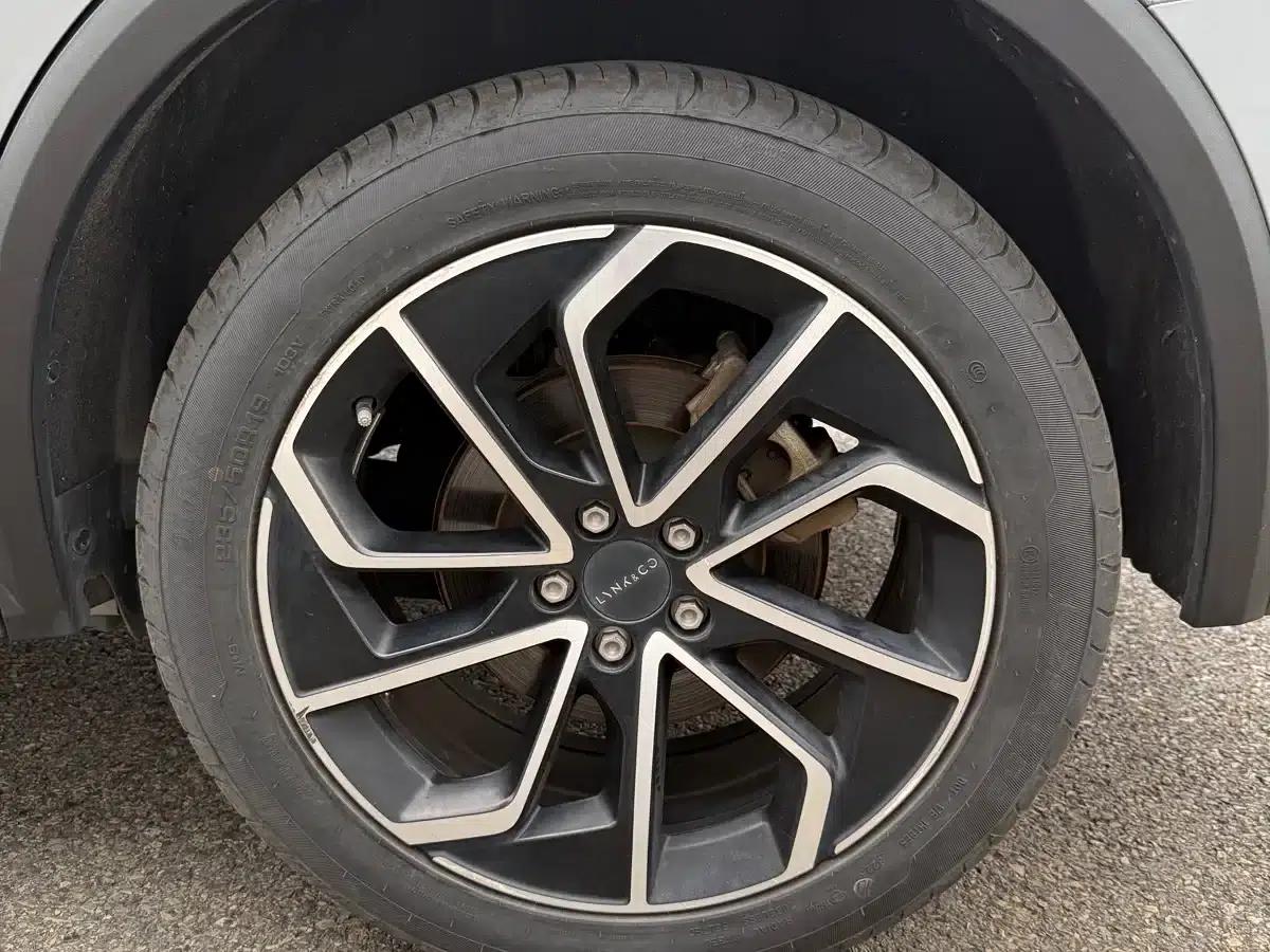 Lynk & Co 01 2023 1.5TD EM-F PM — миниатюра 5