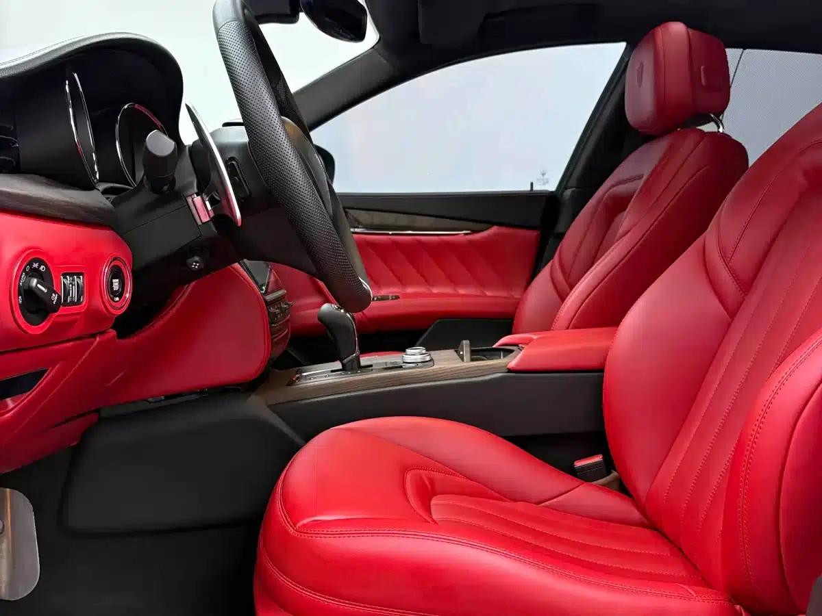 2018 Quattroporte 3.0T S Q4 Sport Edition — миниатюра 4