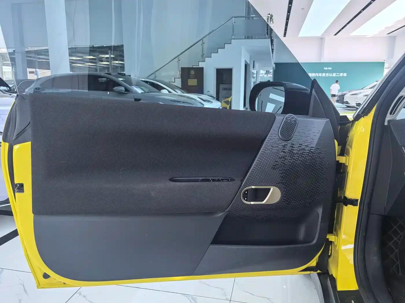 2024 Electric MINI Cooper SE (452km/h) - Artist — миниатюра 10