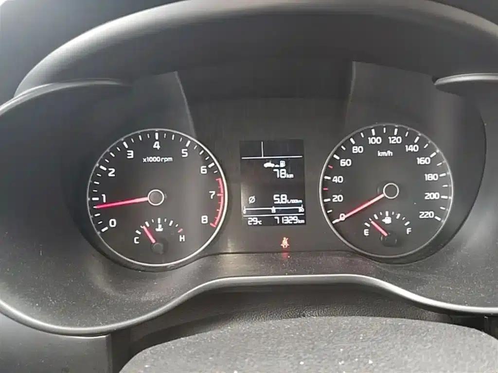 Kia K2 2017 Sedan 1.4L MT GLS — миниатюра 12