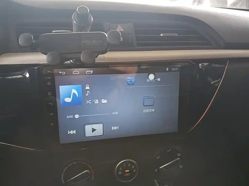 Kia K2 2017 Sedan 1.4L MT GLS — миниатюра 13