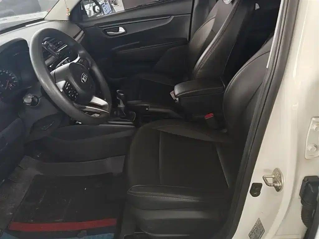 Kia K2 2017 Sedan 1.4L MT GLS — миниатюра 15