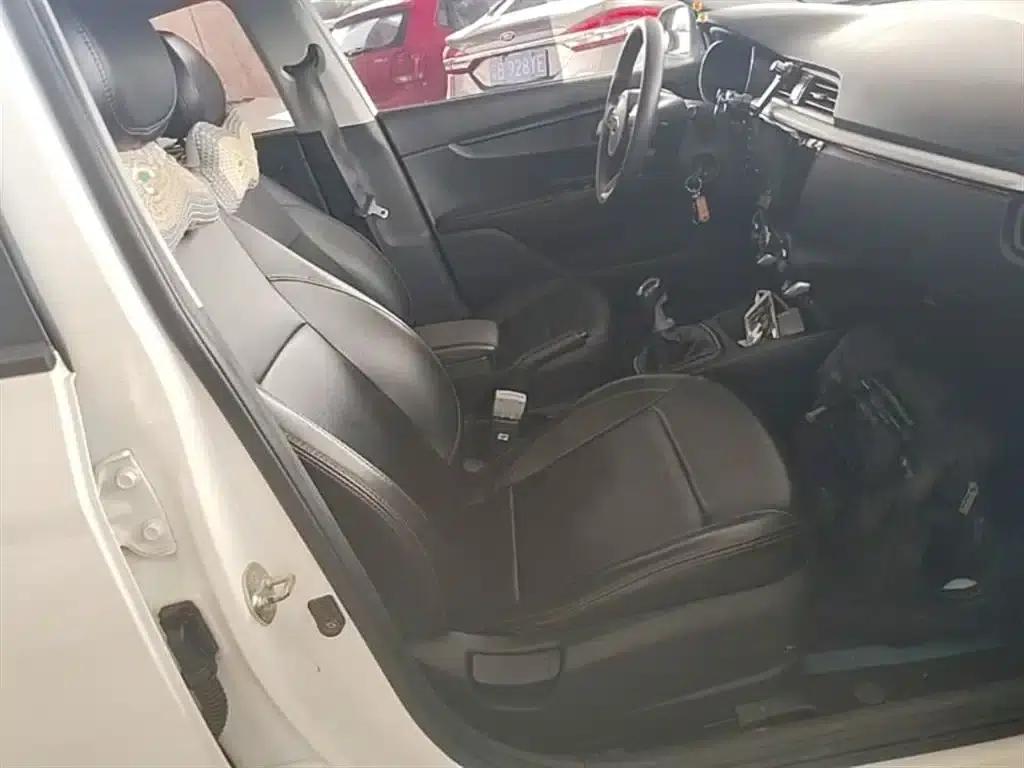 Kia K2 2017 Sedan 1.4L MT GLS — миниатюра 25