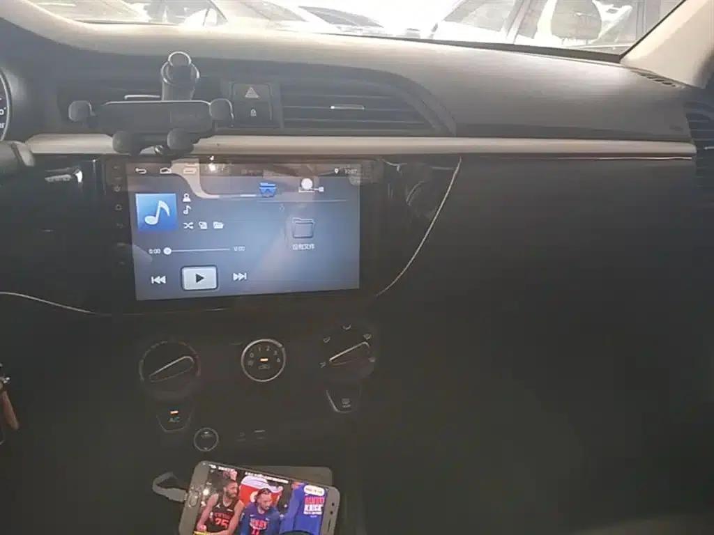 Kia K2 2017 Sedan 1.4L MT GLS — миниатюра 10