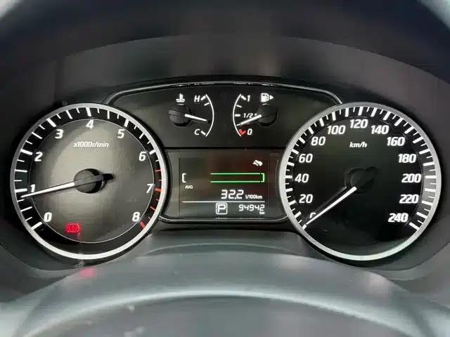 Nissan Sylphy 2022 Classic 1.6XL CVT Luxury Edition — миниатюра 9