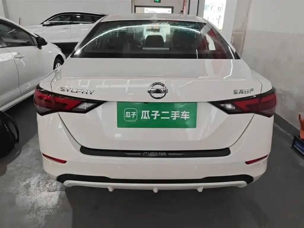 Nissan Sylphy 2021 1.6L XL CVT Enjoy Edition — миниатюра 6