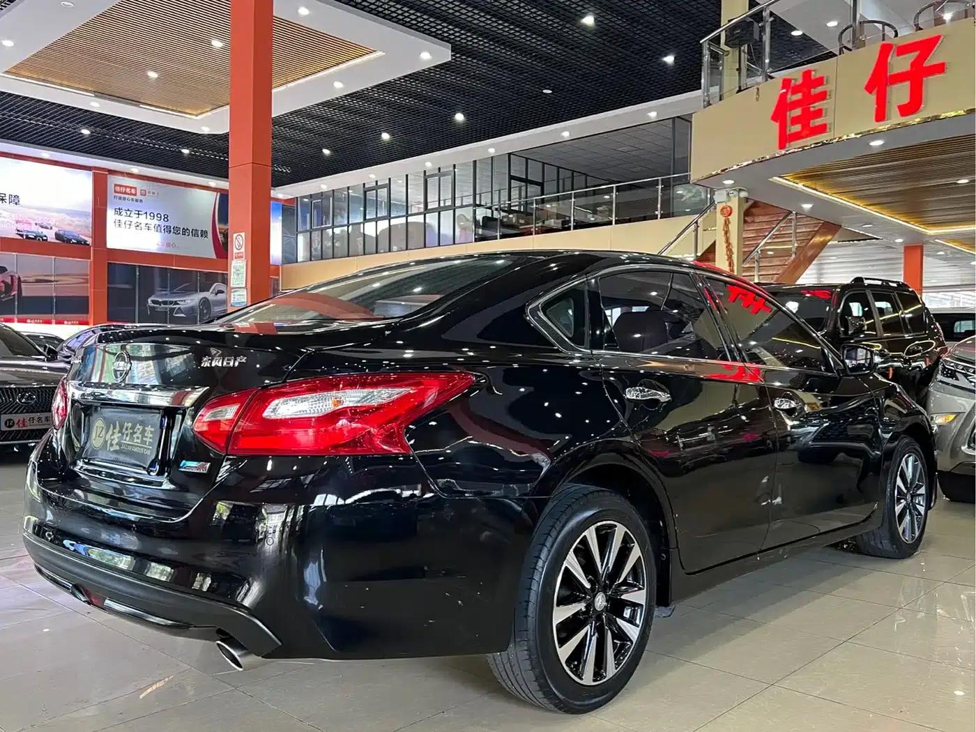 Teana 2016 Facelift 2.0L XL Comfort Edition — миниатюра 4