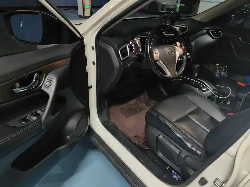 Nissan X-Trail 2014 2.0L CVT Comfort Edition 2WD — миниатюра 14