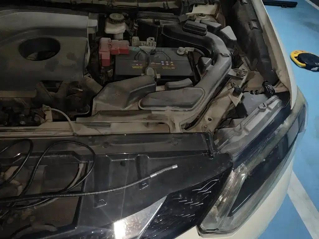 Nissan X-Trail 2014 2.0L CVT Comfort Edition 2WD — миниатюра 22